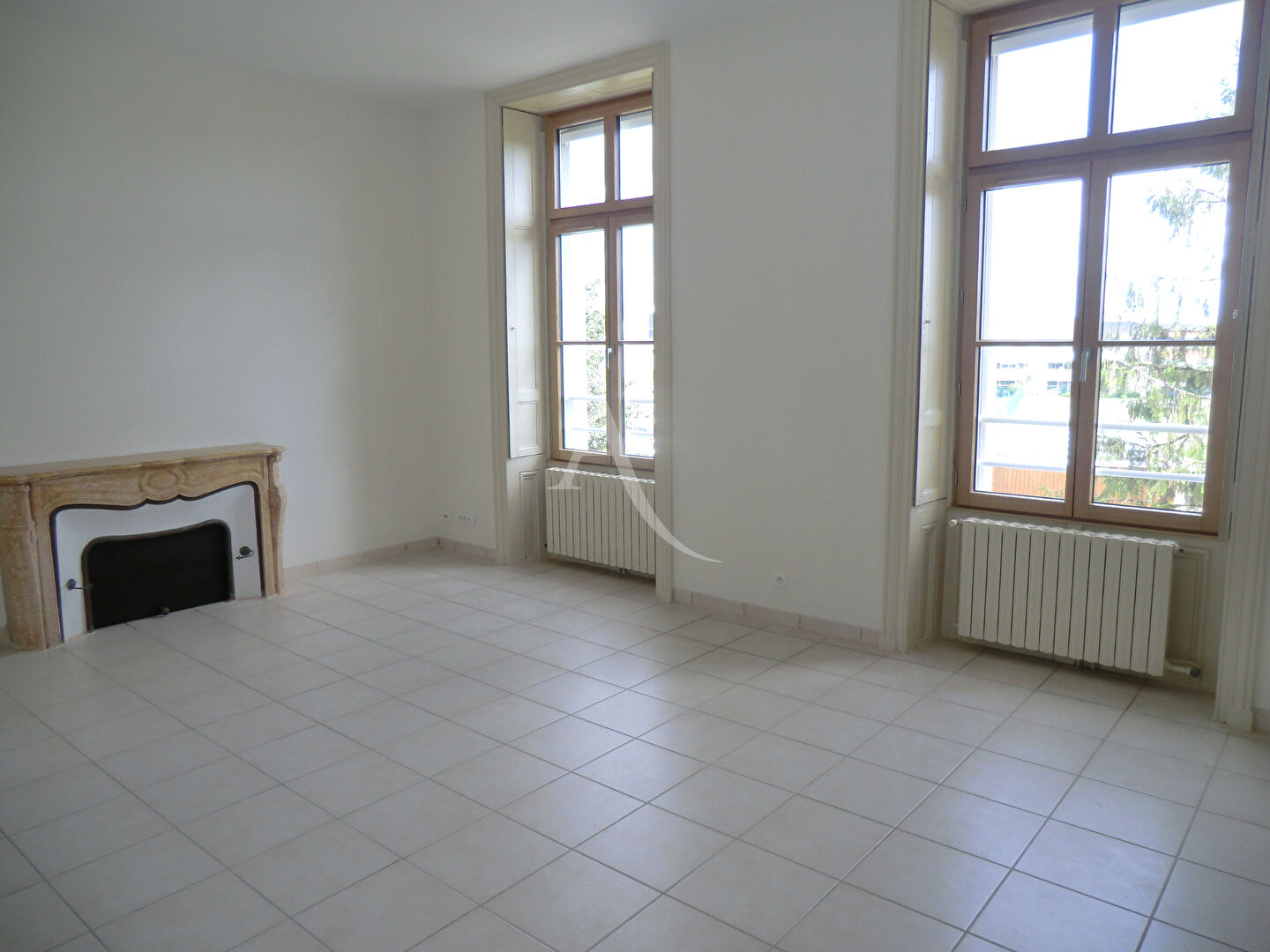 Appartement JONZAC (17500) 2 pi&egrave;ces 56.66 m&sup2;