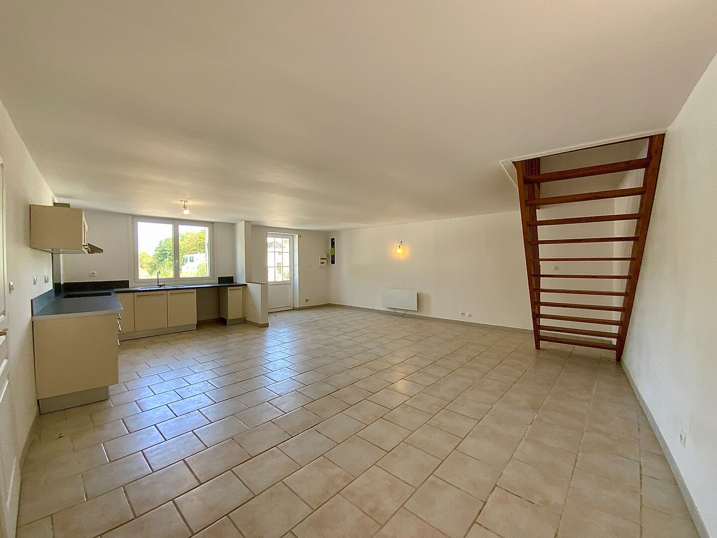 Maison GUITINIERES (17500) 3 pièces 109.00 m²