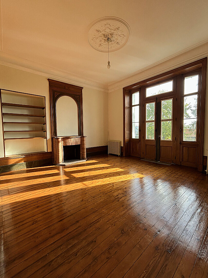 Appartement JONZAC (17500) 2 pièces 55.00 m²