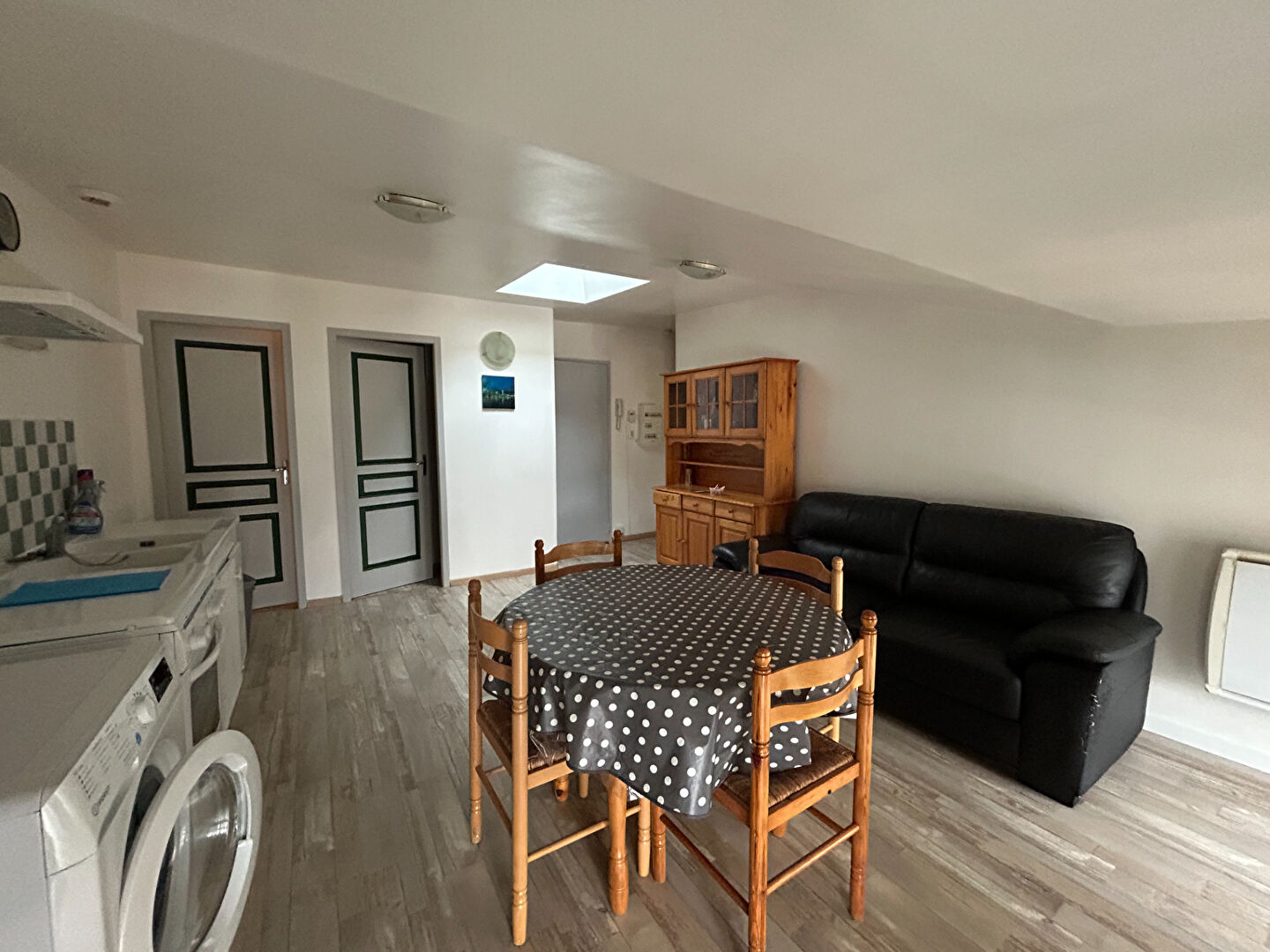 Appartement JONZAC (17500) 2 pi&egrave;ces 30.00 m&sup2;