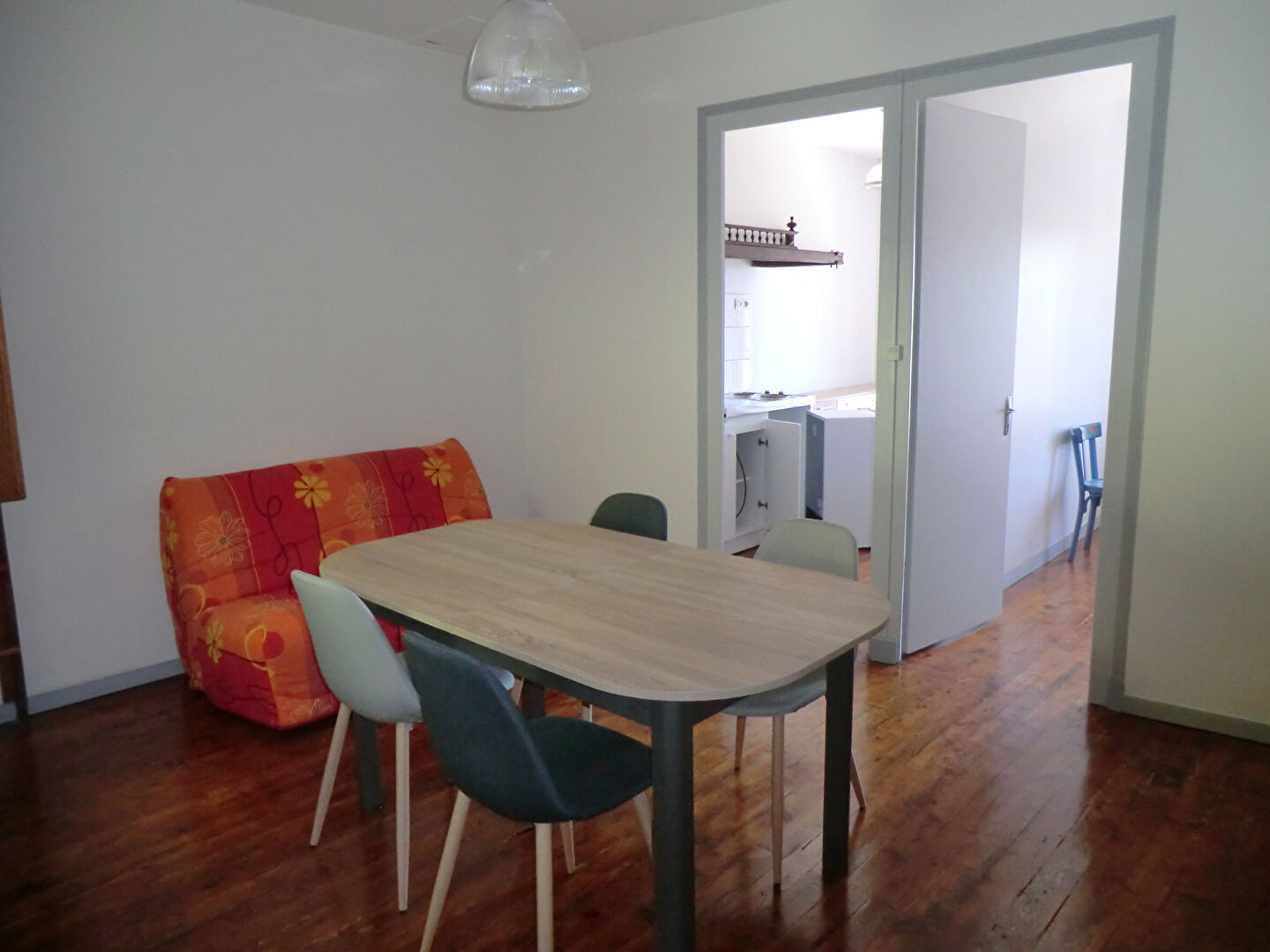 Immeuble de rapport JONZAC (17500) 9 pièces 180.00 m²