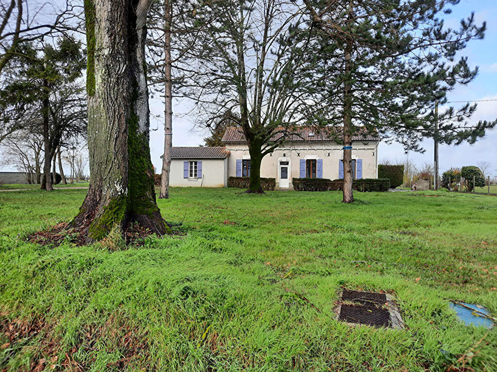 Maison saint CIERS CHAMPAGNE (17520) 5 pièces 95.00 m²