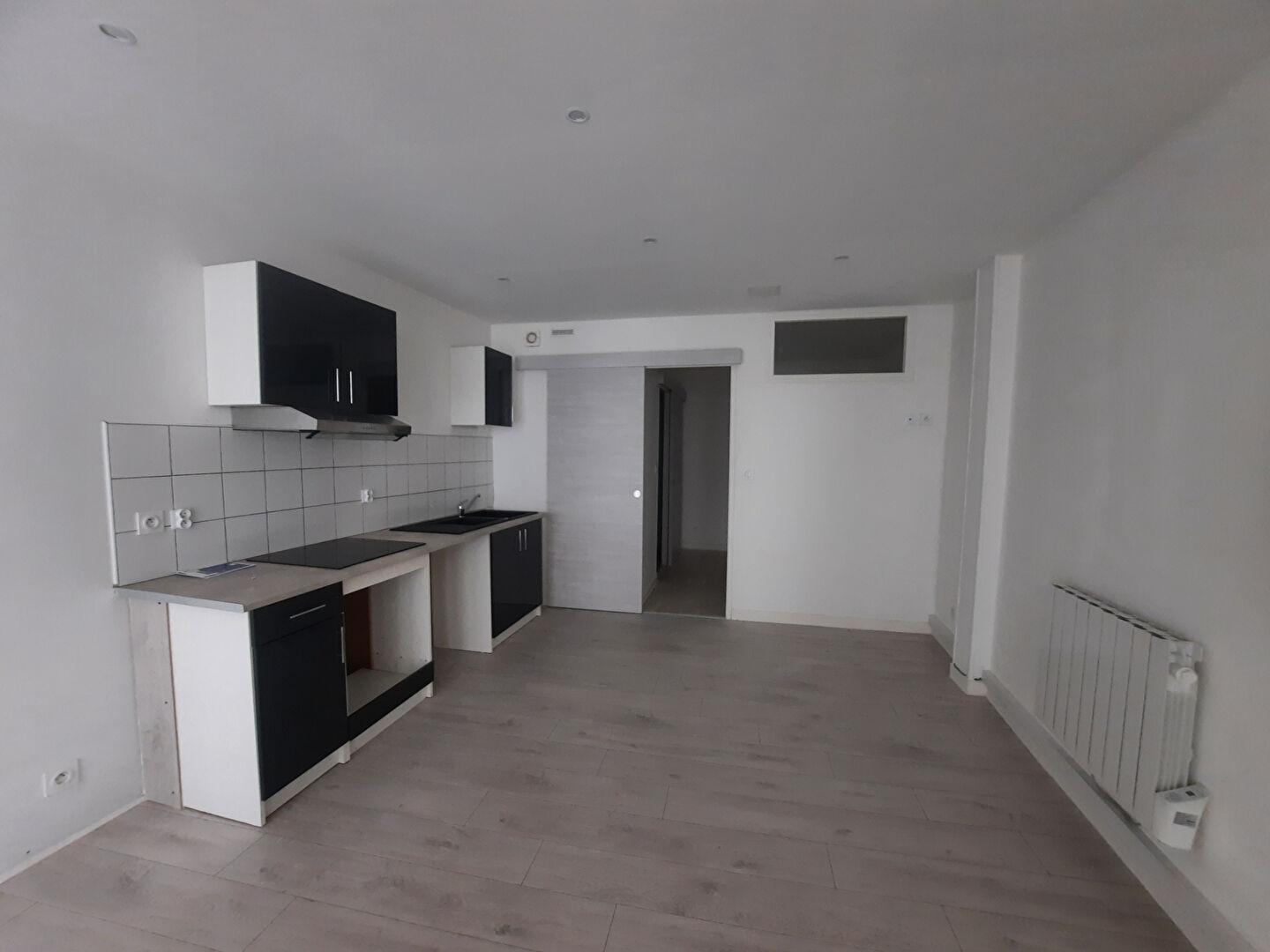 Appartement BARBEZIEUX saint HILAIRE (16300) 2 pi&egrave;ces 26.30 m&sup2;