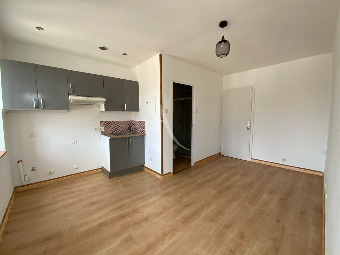 Appartement Jonzac (17500) 2 pi&egrave;ces 30.00 m&sup2;