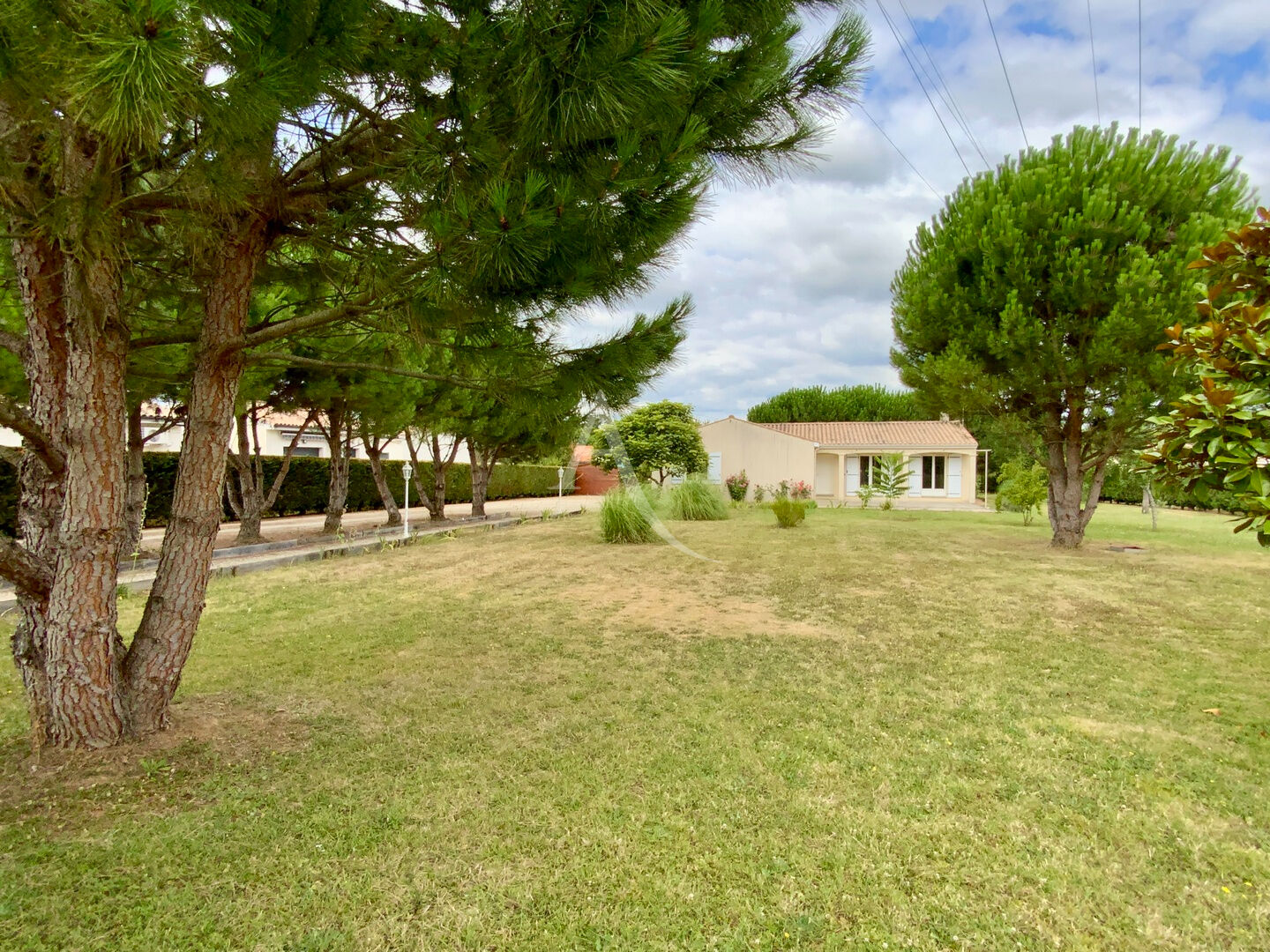 Maison JONZAC (17500) 4 pièces 110.00 m²