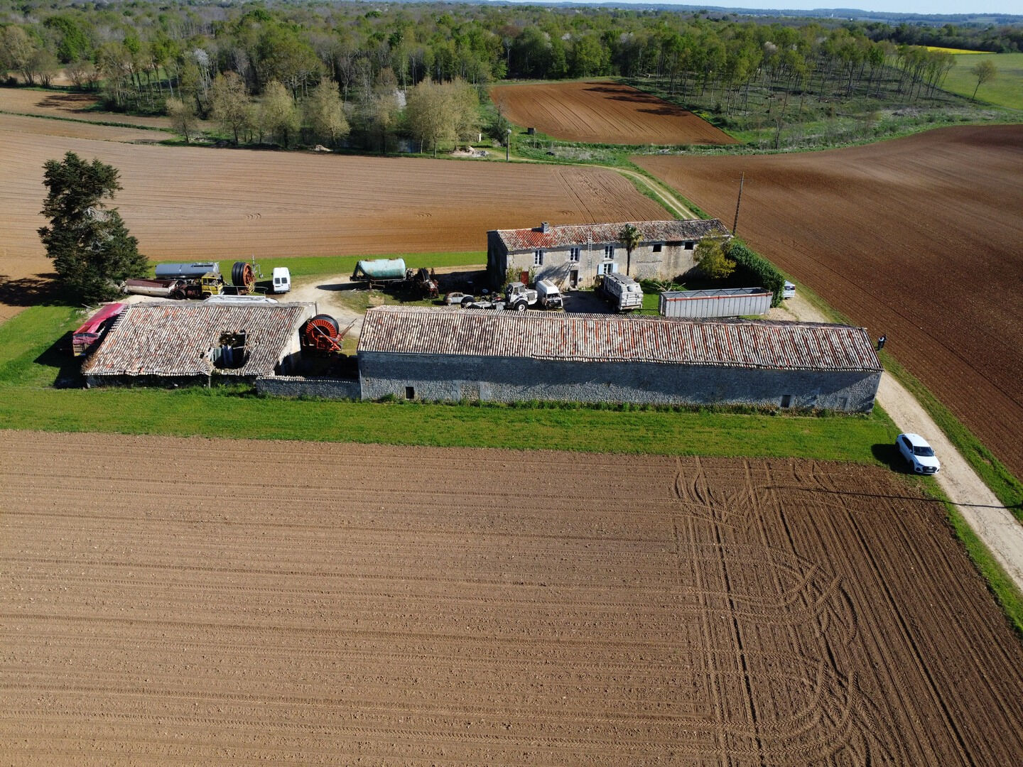 Maison SAINT GENIS DE SAINTONGE (17240) 4 pièces 100.00 m²