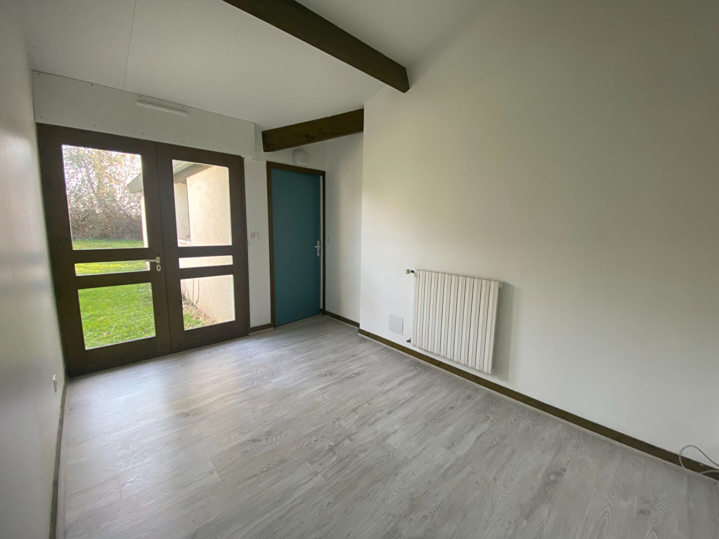 Bureaux JONZAC (17500) 23.86 m²