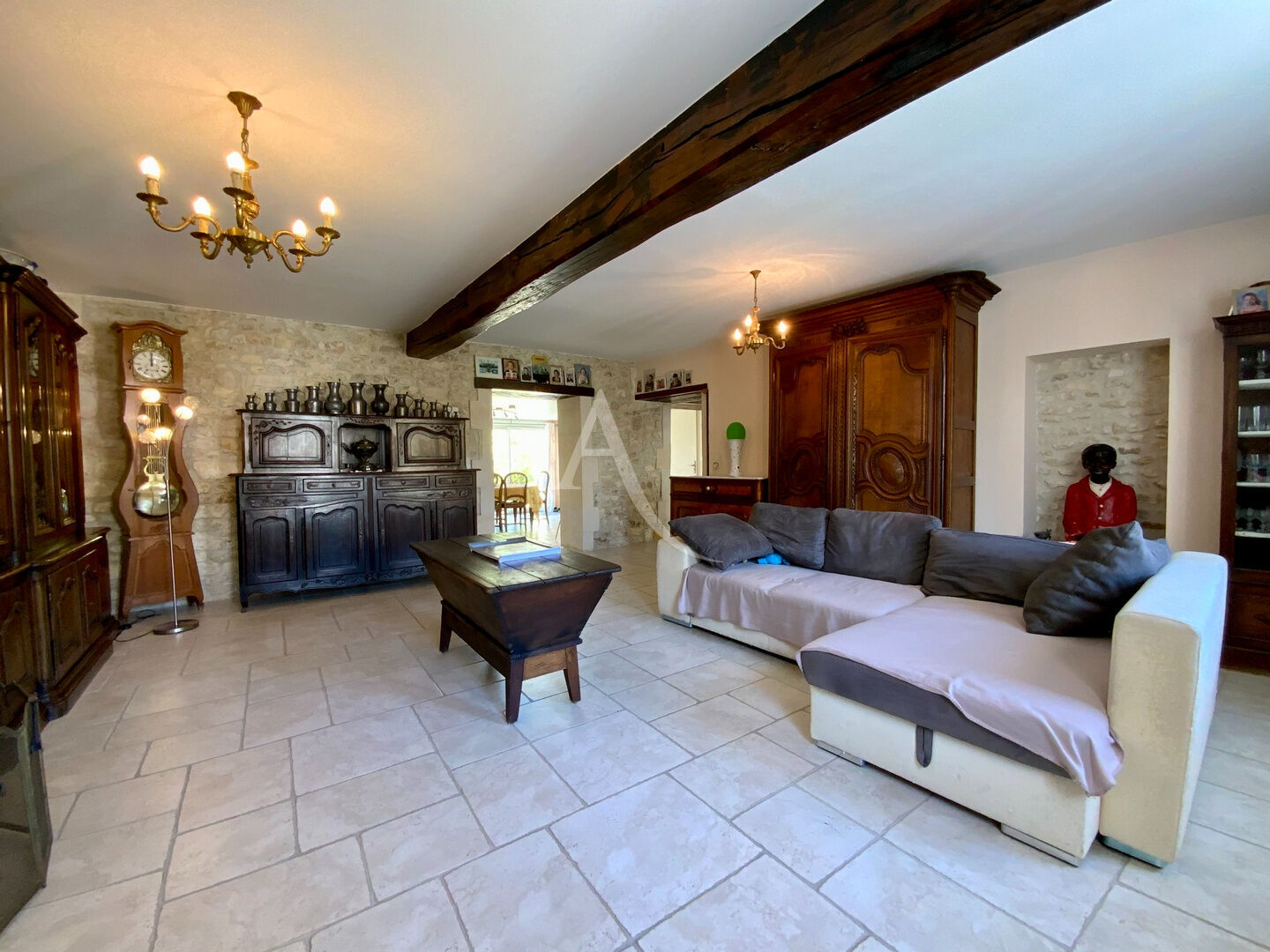 Maison PONS (17800) 6 pi&egrave;ces 210.00 m&sup2;