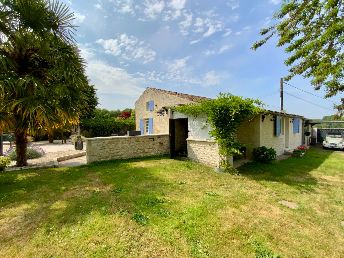 Maison SAINT GERMAIN DU SEUDRE (17240) 9 pièces 200.00 m²