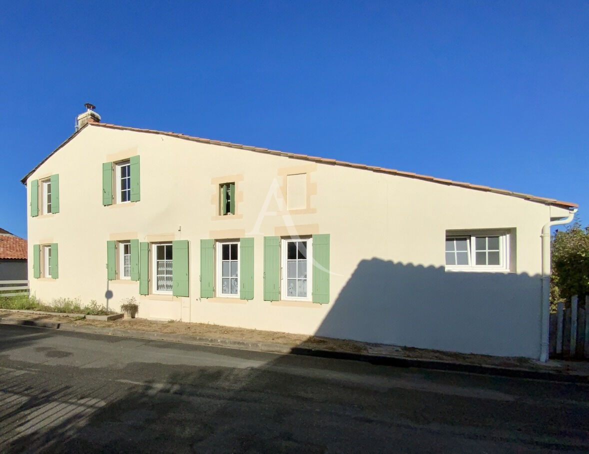 Maison MOSNAC (17240) 5 pièces 125.00 m²