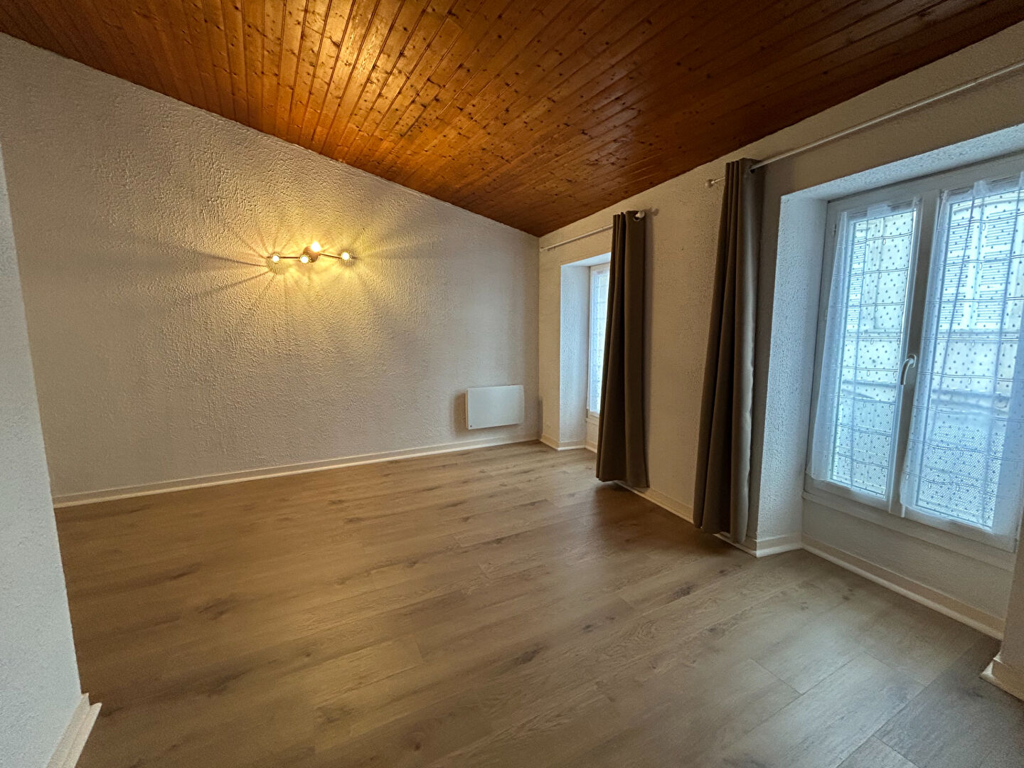Appartement JONZAC (17500) 1 pi&egrave;ce 28.20 m&sup2;