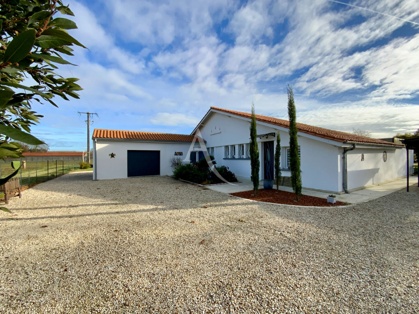 Maison SAINT GENIS DE SAINTONGE (17240) 5 pièces 110.00 m²