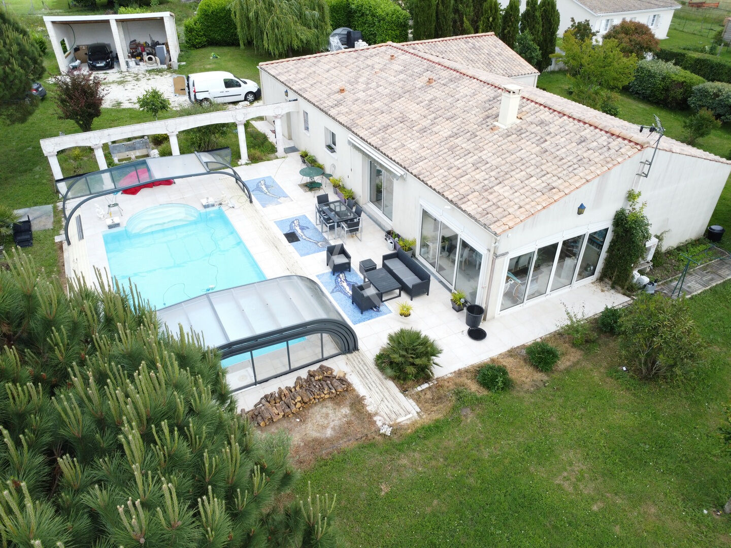 Maison JONZAC (17500) 5 pi&egrave;ces 167.00 m&sup2;