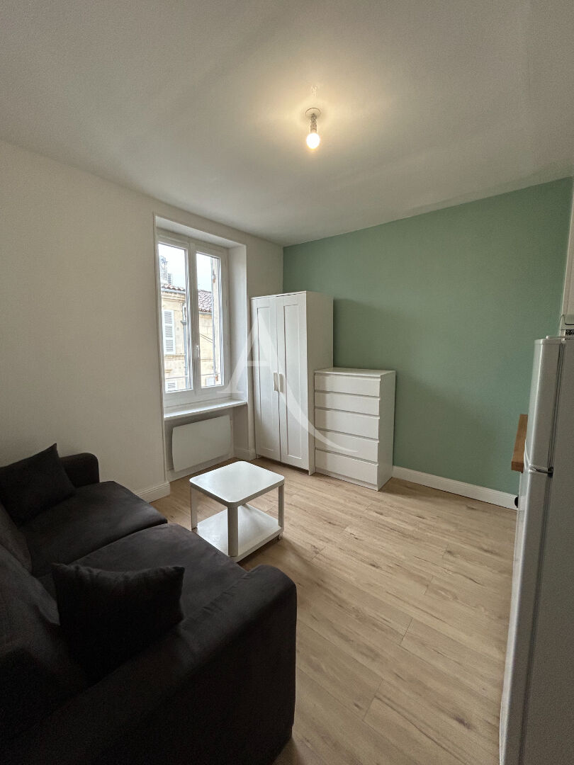 Appartement JONZAC (17500) 1 pi&egrave;ce 15.96 m&sup2;