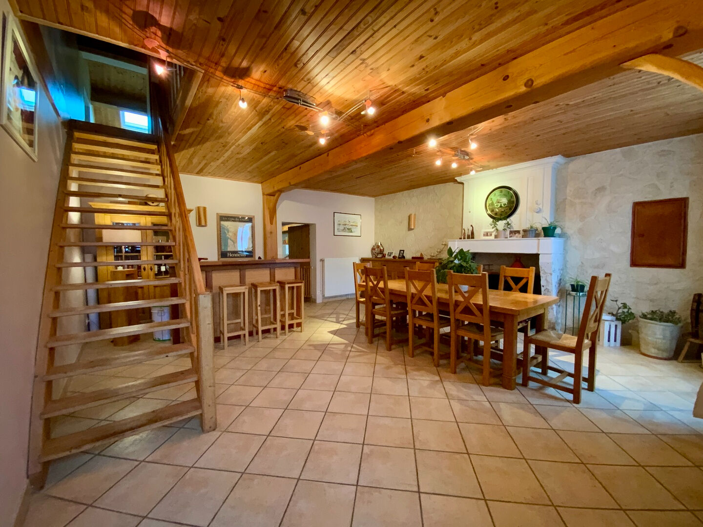 Maison BOISREDON (17150) 7 pi&egrave;ces 200.00 m&sup2;