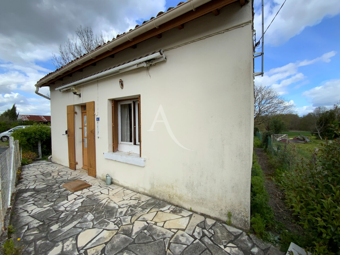 Maison JONZAC (17500) 3 pi&egrave;ces 62.00 m&sup2;
