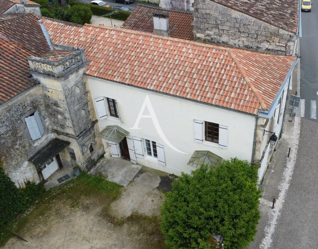 Maison PONS (17800) 8 pi&egrave;ces 220.00 m&sup2;