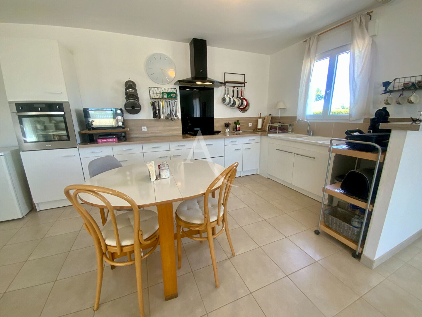 Maison CHAMPAGNOLLES (17240) 4 pi&egrave;ces 100.00 m&sup2;