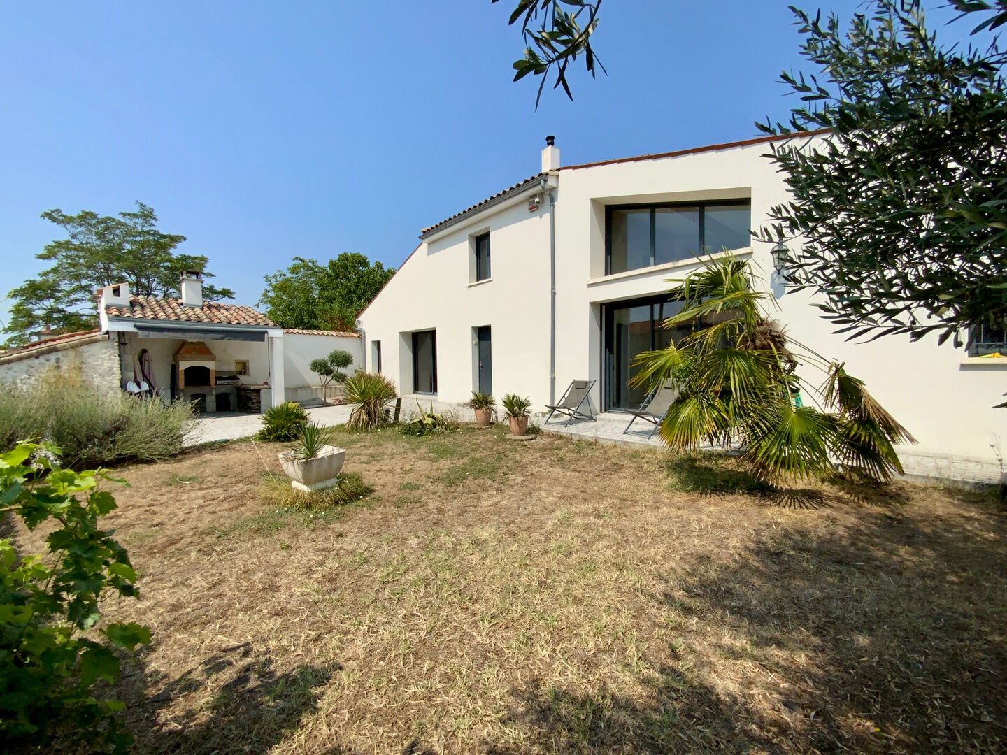 Maison TUGERAS SAINT MAURICE (17130) 5 pi&egrave;ces 159.00 m&sup2;