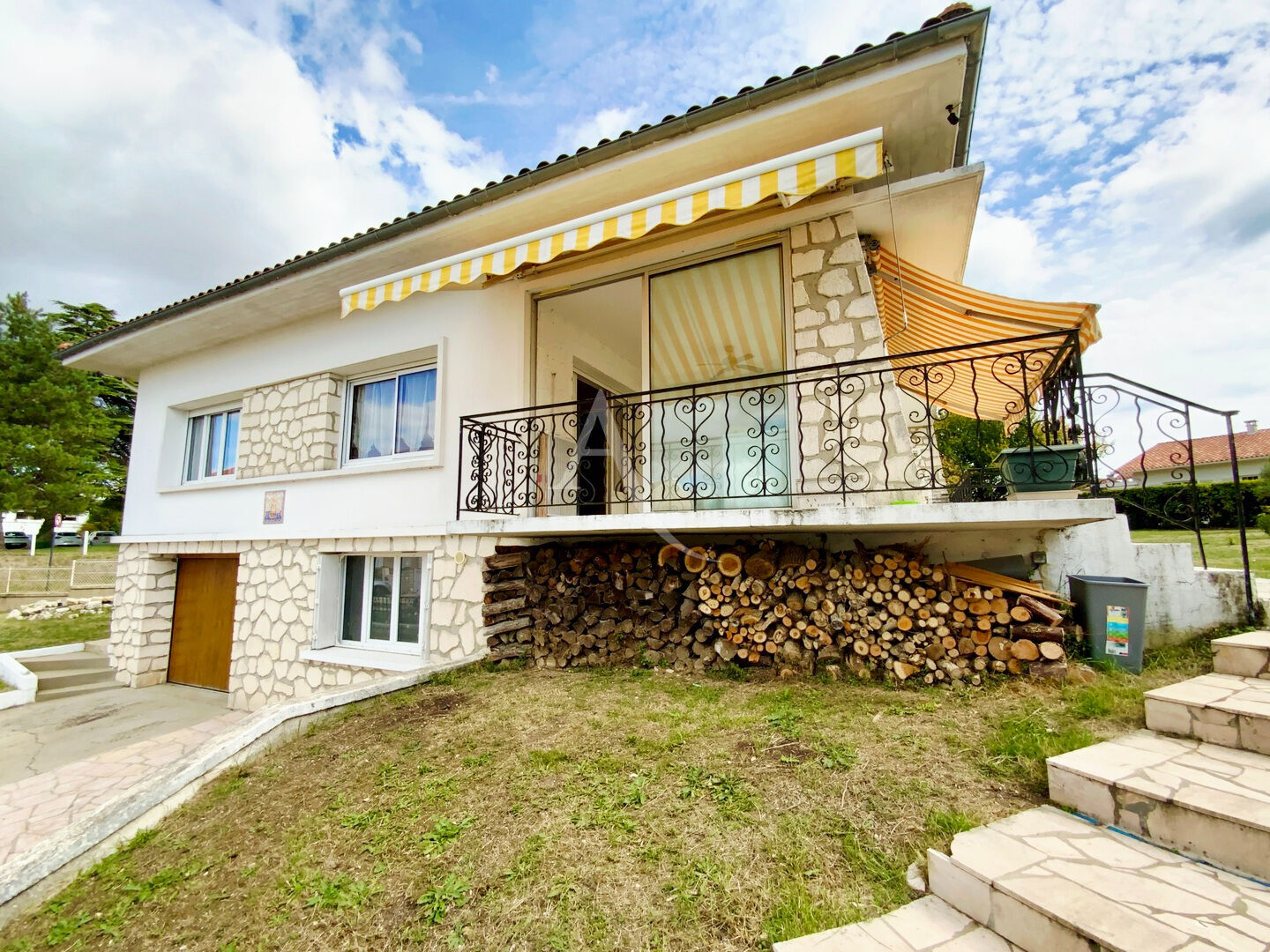 Maison PONS (17800) 6 pi&egrave;ces 114.00 m&sup2;
