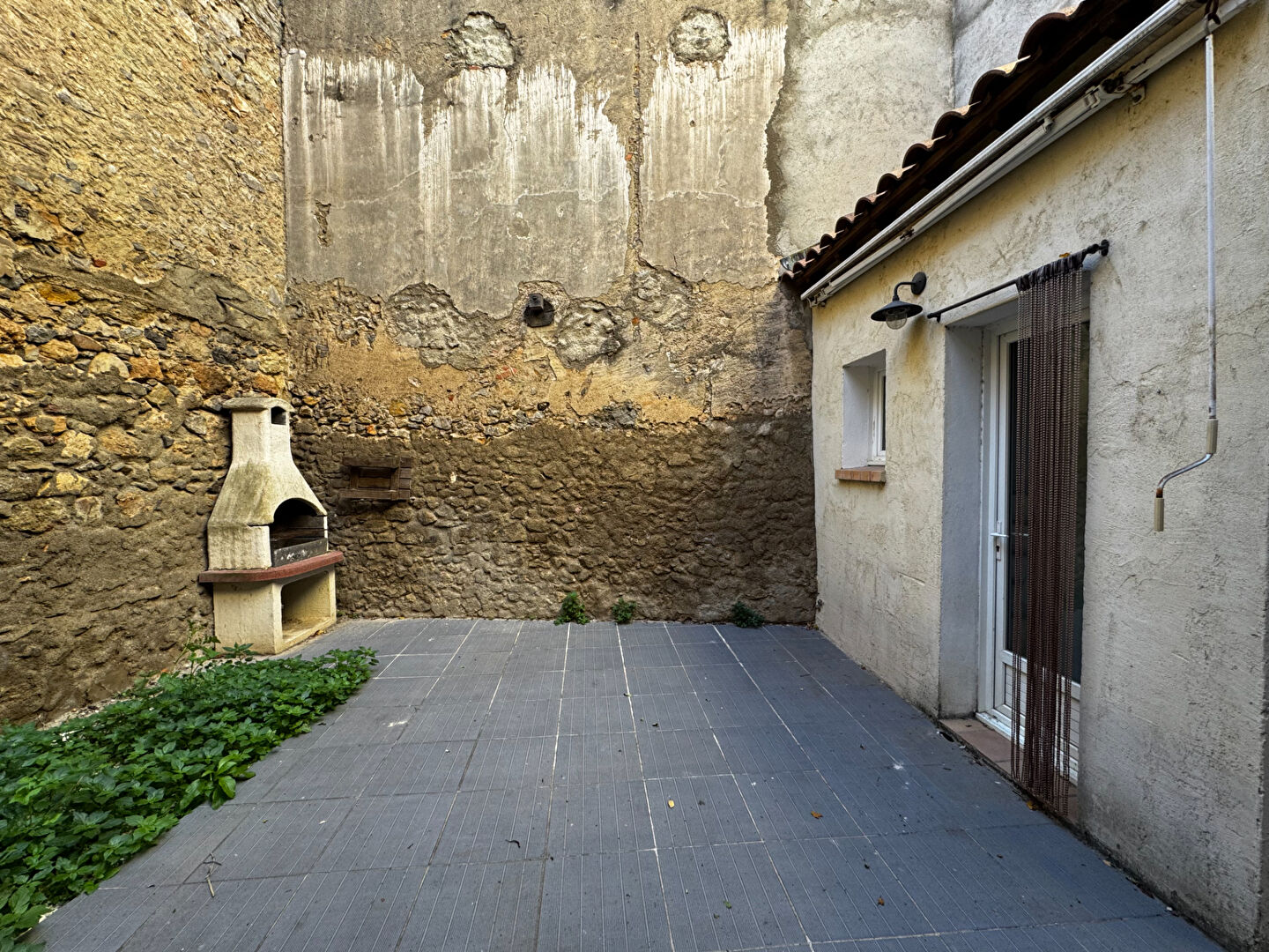 Maison NEVIAN (11200) 5 pièces 99.00 m²