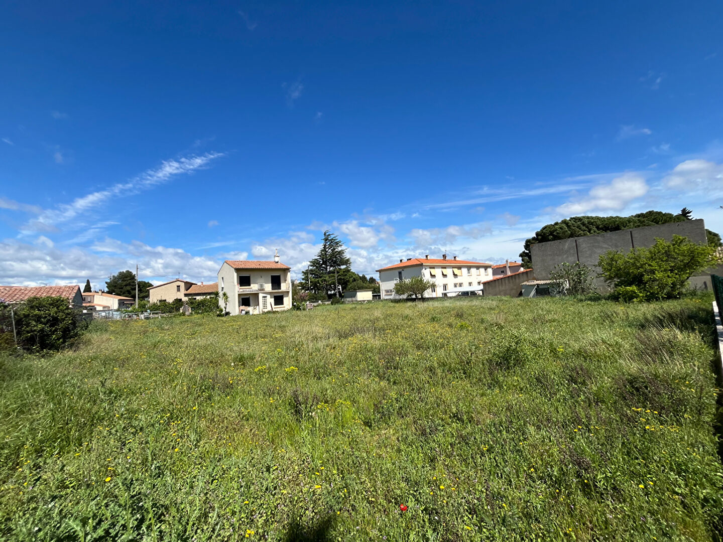 Terrain LEZIGNAN CORBIERES (11200) 777.00 m²