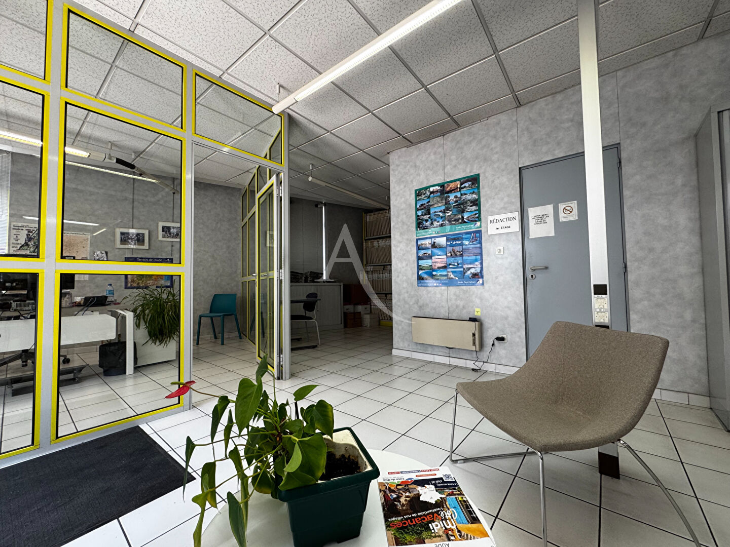 Immeuble LEZIGNAN CORBIERES (11200) 4 pi&egrave;ces 240.00 m&sup2;