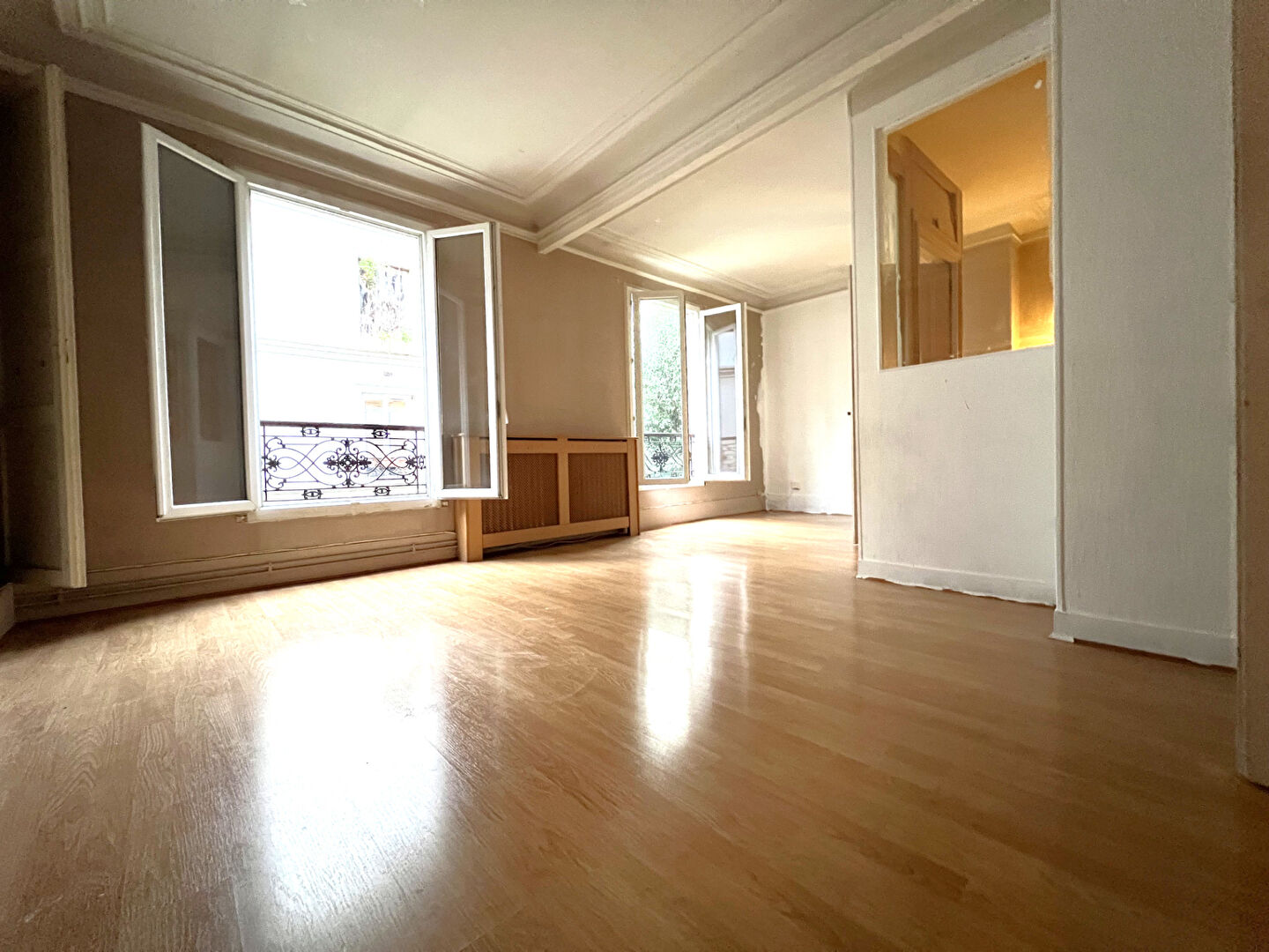 Appartement PARIS (75014) 2 pi&egrave;ces 69.00 m&sup2;