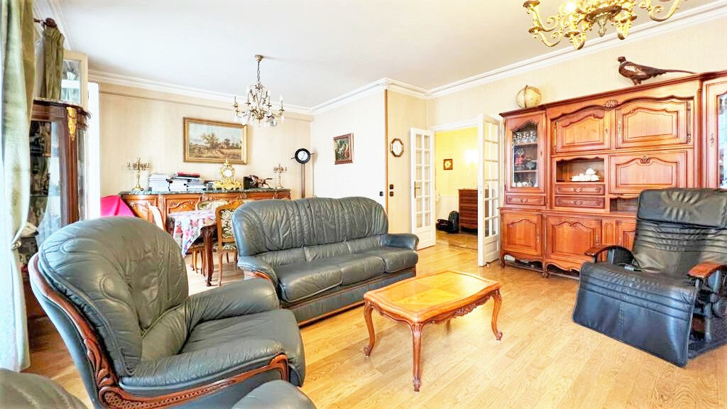 Appartement PARIS (75011) 5 pi&egrave;ces 105.00 m&sup2;