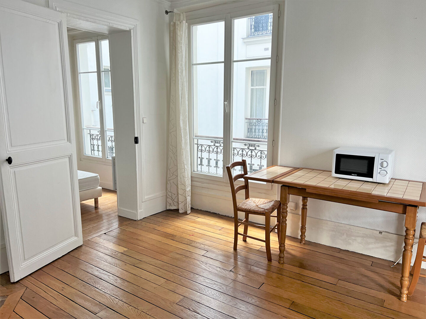 Appartement PARIS (75011) 2 pi&egrave;ces 32.46 m&sup2;