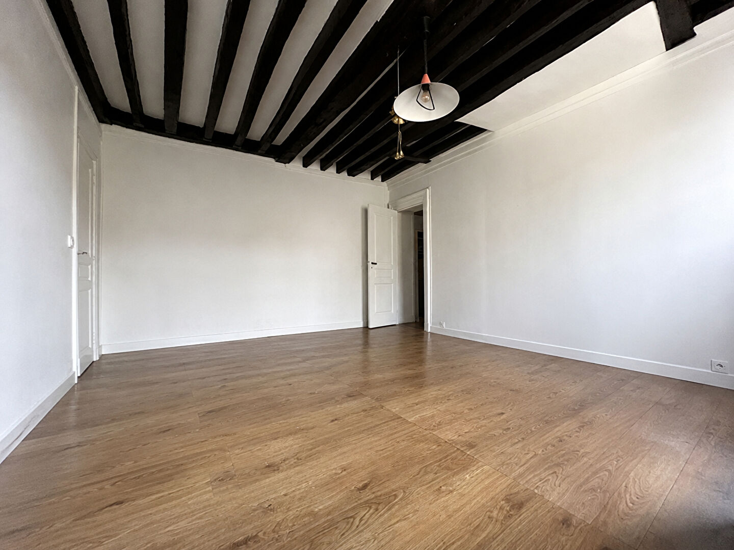 Appartement PARIS (75010) 4 pi&egrave;ces 78.08 m&sup2;