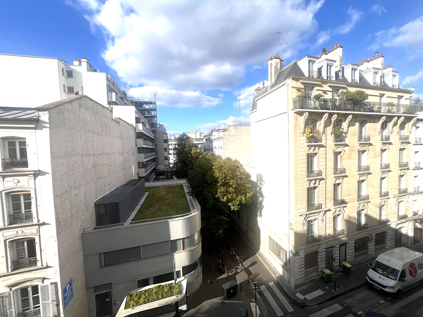 Appartement PARIS (75011) 4 pièces 76.00 m²
