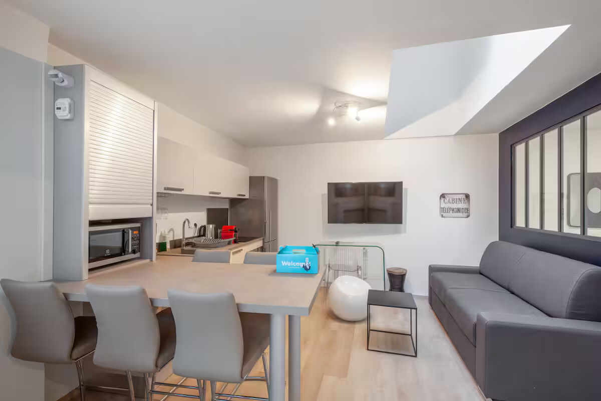 Local commercial PARIS (75011) 3 pi&egrave;ces 51.00 m&sup2;