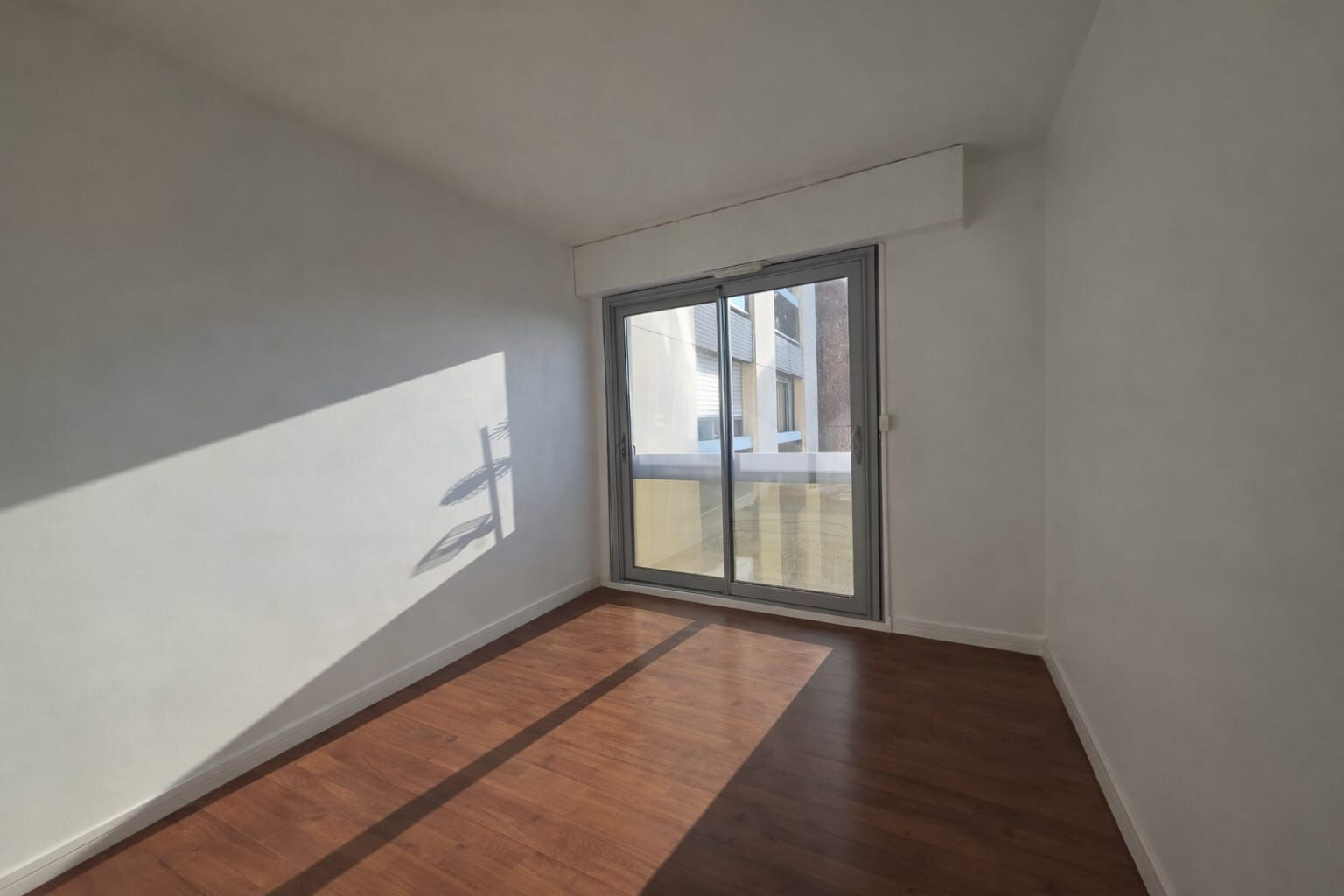 Appartement PARIS (75012) 3 pi&egrave;ces 67.00 m&sup2;