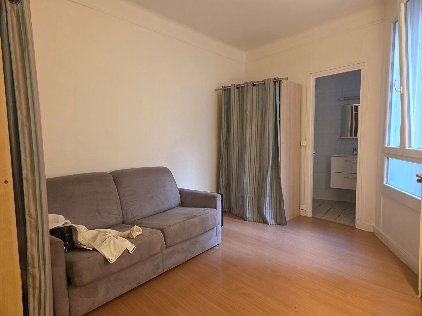 Vente appartement 1 pièce, 29.00m², Montreuil - 74 000 €