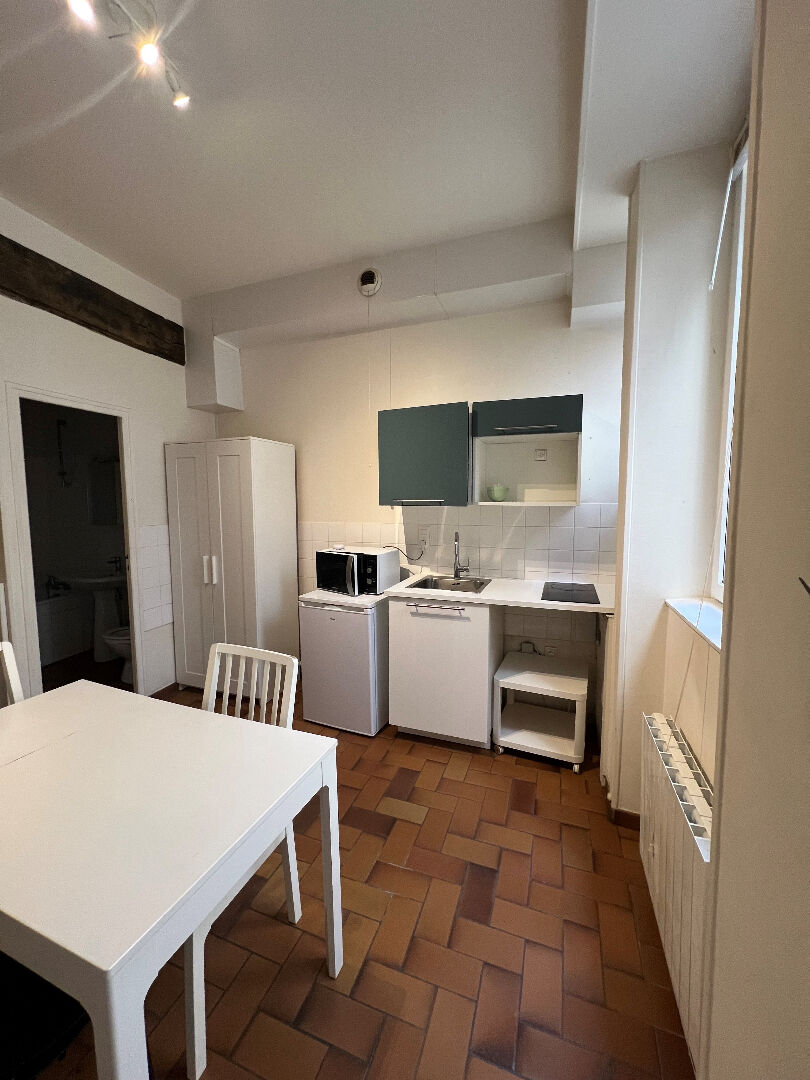 Appartement ORLEANS (45000) 1 pièce 21.00 m²