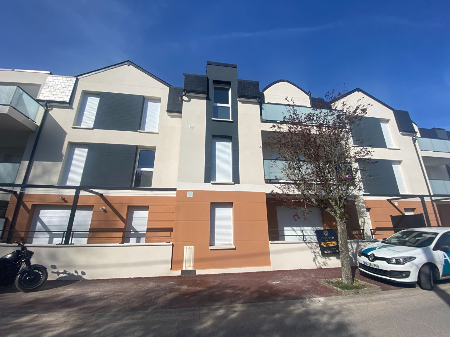 Appartement SAINT JEAN DE LA RUELLE (45140) 3 pi&egrave;ces 69.00 m&sup2;