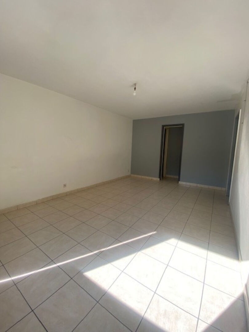 Appartement LA ROCHELLE (17000) 1 pi&egrave;ce 40.81 m&sup2;