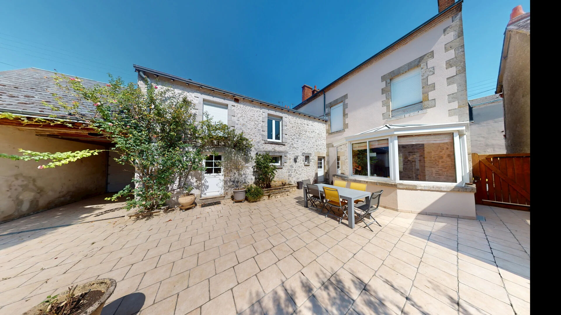Maison NEUVILLE AUX BOIS (45170) 8 pi&egrave;ces 206.00 m&sup2;