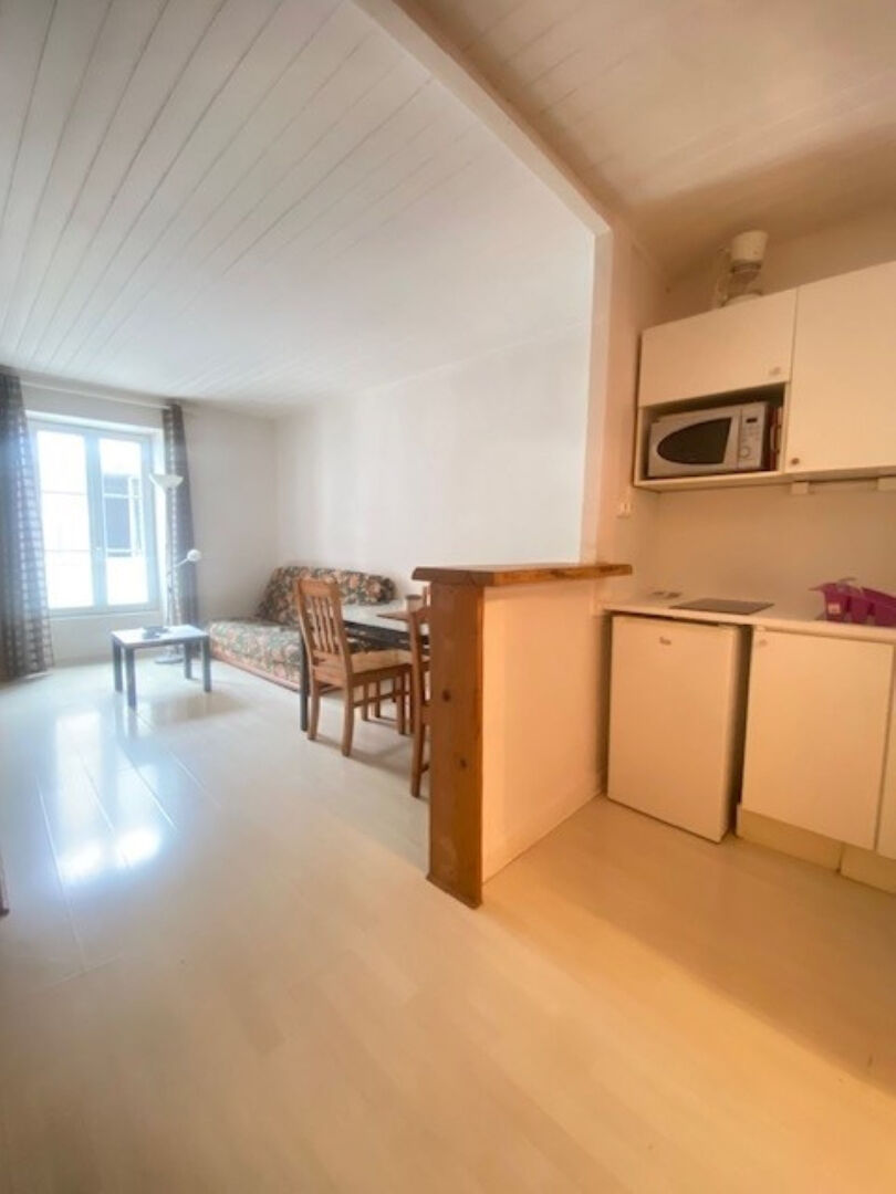 Appartement LA ROCHELLE (17000) 1 pièce 21.40 m²