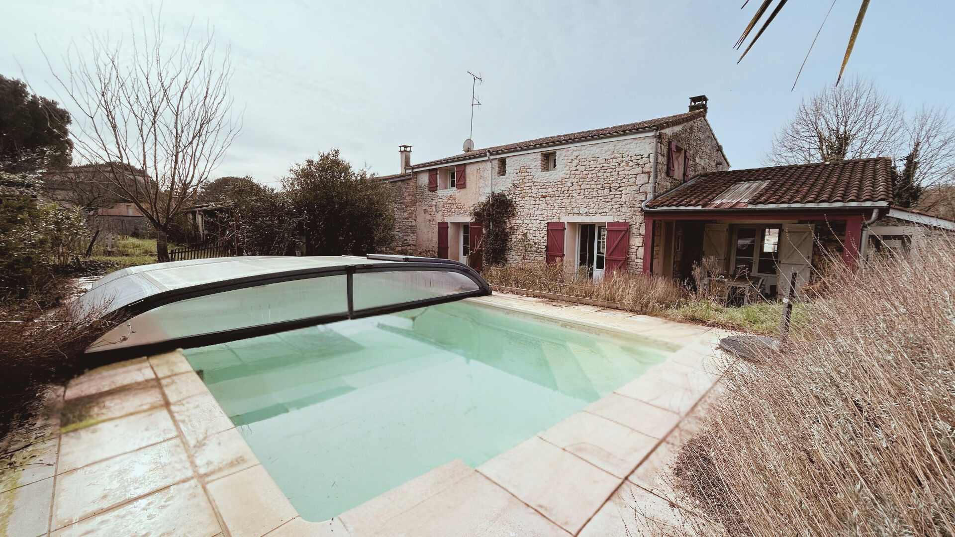 Maison MEURSAC (17120) 9 pièces 211.00 m²