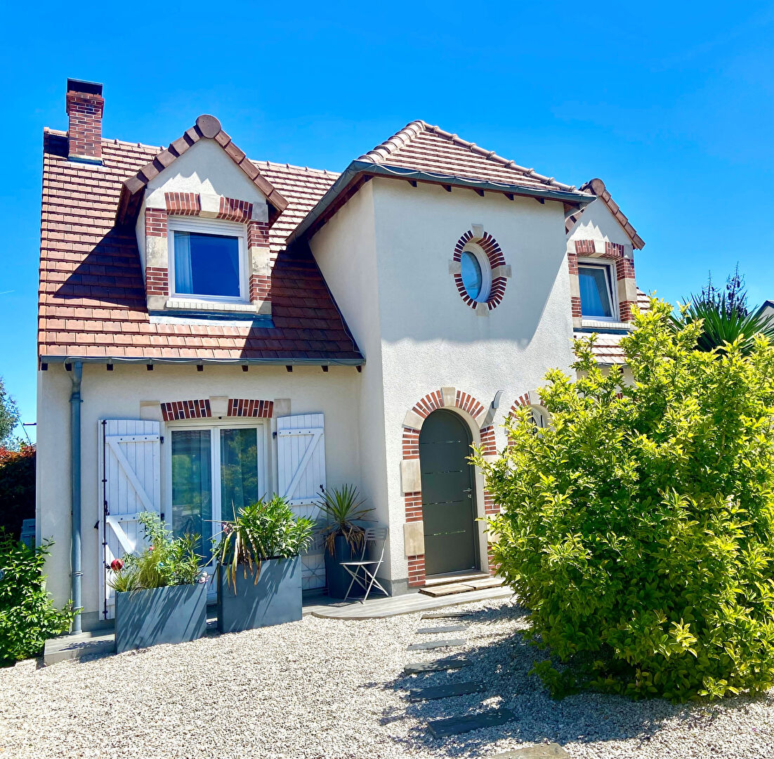 Maison LA CHAPELLE SAINT MESMIN (45380) 6 pi&egrave;ces 135.00 m&sup2;