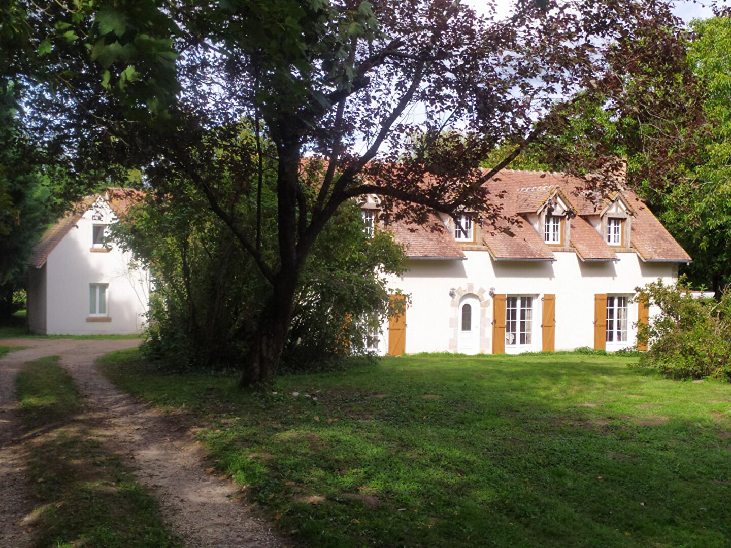 Maison VIENNE EN VAL (45510) 7 pi&egrave;ces 195.00 m&sup2;