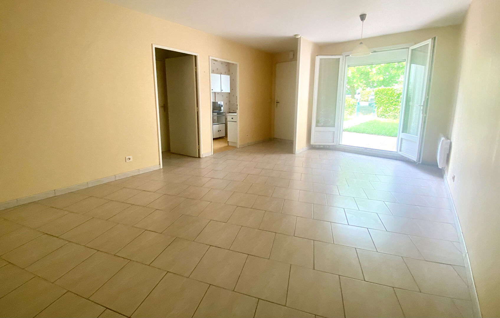 Appartement Saint Jean de Braye (45800) 1 pièce 40.41 m²