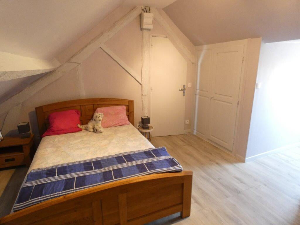 Maison NEUVILLE AUX BOIS (45170) 7 pièces 150.00 m²