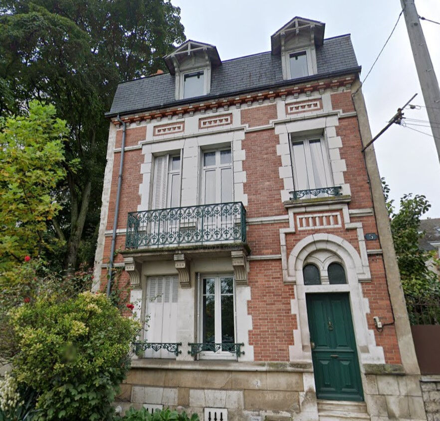 Maison ORLEANS (45000) 7 pièces 200.00 m²