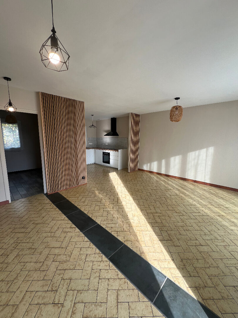 Maison SAINT JEAN DE LA RUELLE (45140) 4 pièces 66.00 m²