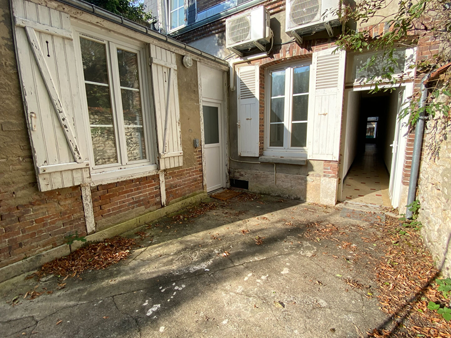 Immeuble MONTARGIS (45200) 5 pi&egrave;ces 200.00 m&sup2;