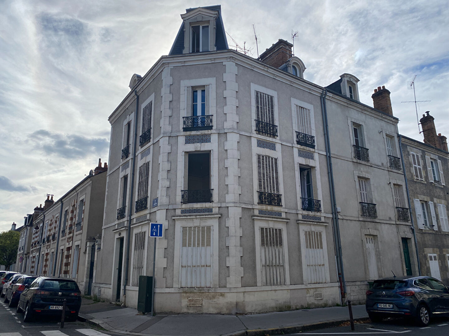 Immeuble ORLEANS (45000) 190.00 m²