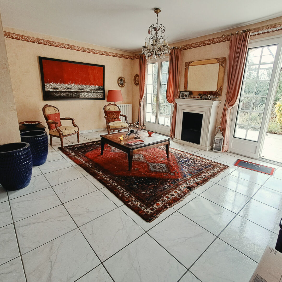 Maison AMILLY (45200) 5 pi&egrave;ces 130.00 m&sup2;